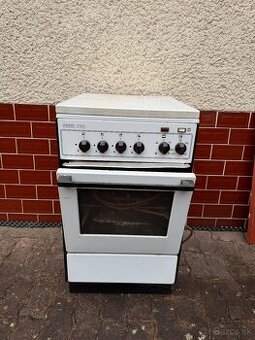 Predám plynový sporák s elektrickou rúrou MORA - 1