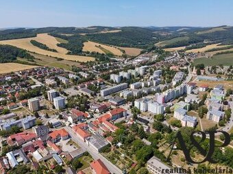 NA PREDAJ POLYFUNKČNÝ OBJEKT, NÁM. M.R. ŠTEFÁNIKA, BREZOVÁ P - 1