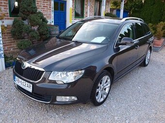 Škoda Superb Combi 1.4 TSI Elegance - 1