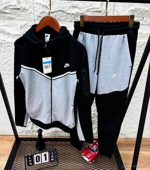 Nike tech fleece old season na predaj
