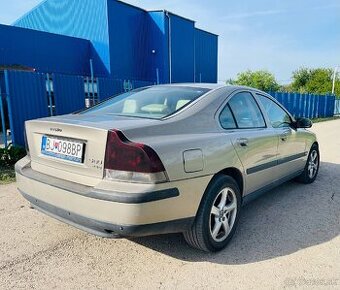 Ponúkam volvo s60 2.4d 96kw rok 2003 automat