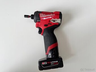 Milwaukee M12 FUEL 1/4” Subkompaktný rázový uťahovák