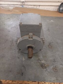 Elektromotor