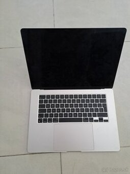 Predám Macbook air m2