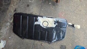 Palivová nádrž Lada Niva 1.7i