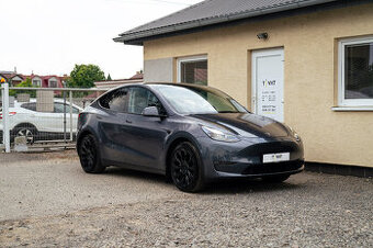 Tesla Model Y 75kWh Long Range AWD