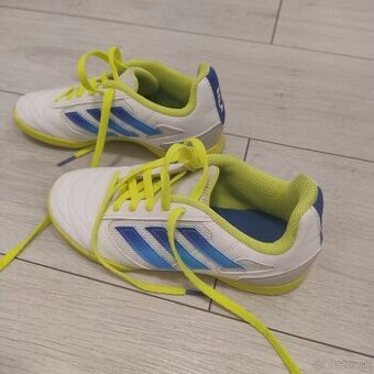 Halovky tenisky Adidas