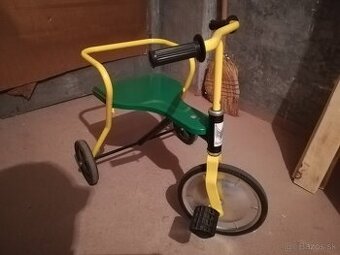 DETSKÁ RETRO TROJKOLKA