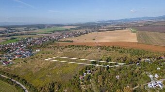 Pozemok pre dom,ranč,haciendu,...medzi Bidovcami a Svinicou