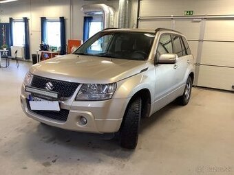 Suzuki Grand Vitara ll 2.4 benzin 4x4+redukcia+uzavierka