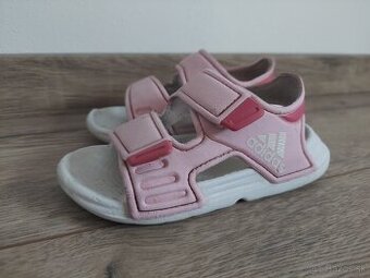 Sandále adidas