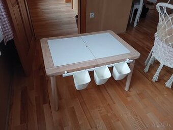 Detsky ikea stolik Flisat
