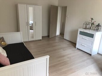 RezervovanýPredám 2-izbový byt Ružinov – Svidnícka, Štrkovec