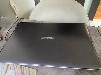 Asus dotykovy