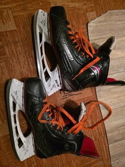 Hokejové korčule Bauer Vapor x500 veľkosť 11 EE