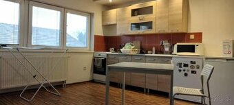 Prenajmem 1 izbový byt v Hlohovci