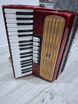 Akordeón Delicia carmen II.