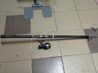 Predám teleskopickú udicu s navijakom