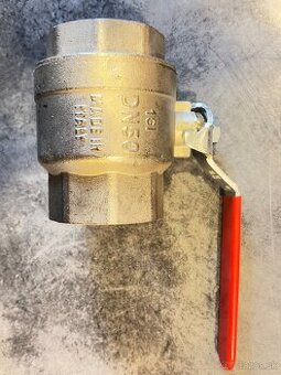 Predam guľové ventily 2”