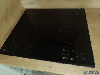 Sklokeramicka doska  Whirlpool +záruka