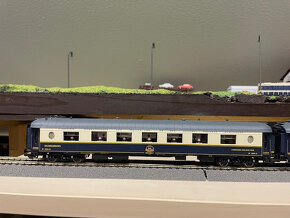 Salónny vagón Orient-express 1/87