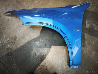 BMW X1 F48, ľavý predny blatnik