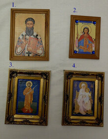 Staré ikony svätých v drevených rámoch