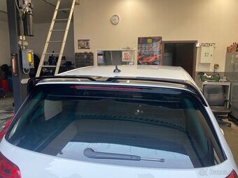 Spoiler/kridlo golf 7