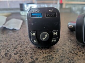MP3 prehrávač, nabíjačka do auta, bluetooth, handsfree, FM,d