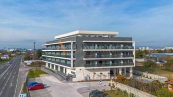 ZNÍŽENÁ CENA l NA PREDAJ 2 IZBOVÝ BYT S BALKÓNOM, PODUNAJSKÉ