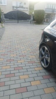 Zámková dlažba 6 CM,, 230 M2 cca,,