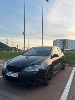 Volkswagen Golf V