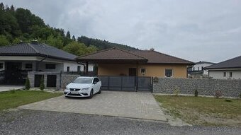 4 izbový bungalov Dolný Hričov na predaj
