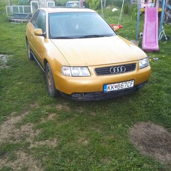 Audi A3 8l trojdverová verzia