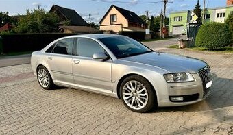 Audi A8 4.2 benzín