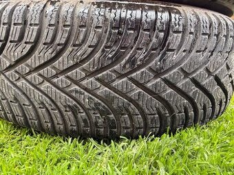 Zimne pneu Mazda 2, 4x108. 185/65r15