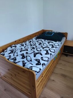 Drevená postel 200x90