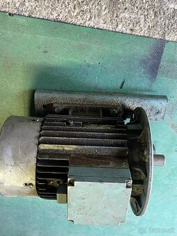 Elektromotor 3kw 1430 ot/ min - 1
