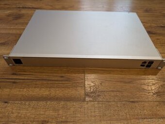 Ubiquiti UniFi Gateway Pro UXG-PRO