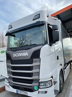 predaj: Scania S450 | 10/2021 | 604 000 km | 1. majiteľ