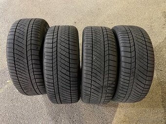 255/50 R19 zimné Continental