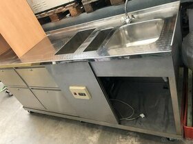 CHLAZENÝ VÝČEPNÍ PULT NA KOLEČKÁCH