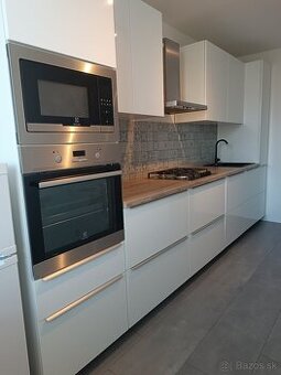 3-izbový byt - Šustekova, Bratislava - Petržalka