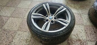 225/40R18 255/35R18