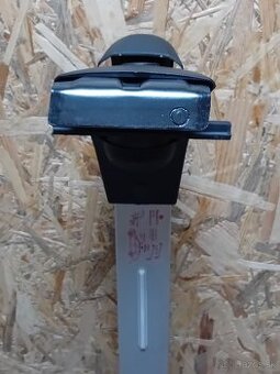 THULE - strešný nosič (lyžiny) - 1