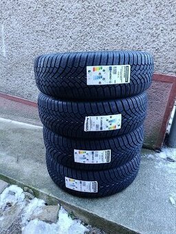215/65 R17 Bridgestone