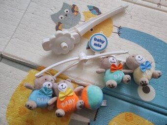 Kolotoč nad postieľku BABY MIX