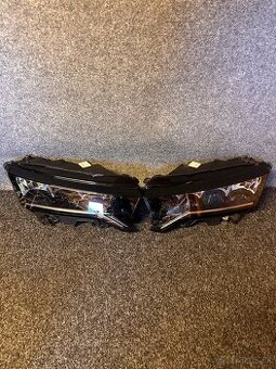 Svetlá Škoda Octavia IV lift