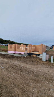 Ponúkam na predaj veľký Rodinný DOM-NOVOSTAVBA Bajč