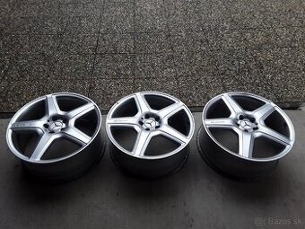 Predám elektrony Mercedes AMG R 20